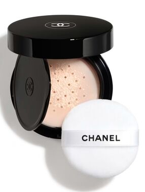 NEW~ CHANEL Natural Finish Loose Powder ~ 20 Medium Light